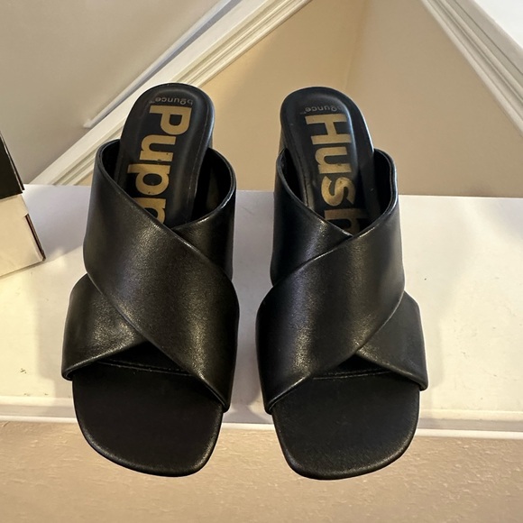Hush Puppies! - Picture 1 of 6